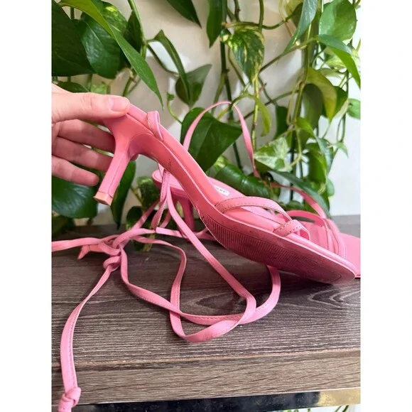 Chelsea & Violet women’s size 8 pink strapped sandals - Picture 4 of 8